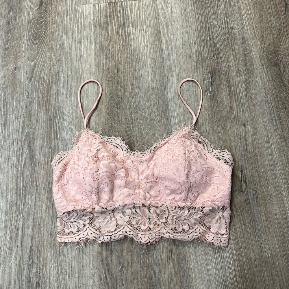 SEXY LACE BRALETTE